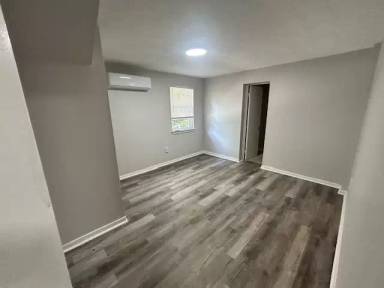 Main picture of 4347 Hudnall Rd