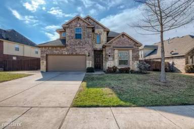 Main picture of 5024 Kestrel Dr