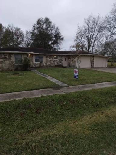 Main picture of 2864 Manning St