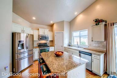 Main picture of 4336 S Cruzatte Ln