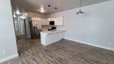 Main picture of 3956 W 1850 N