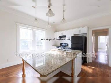 Main picture of 479 Holderness St SW