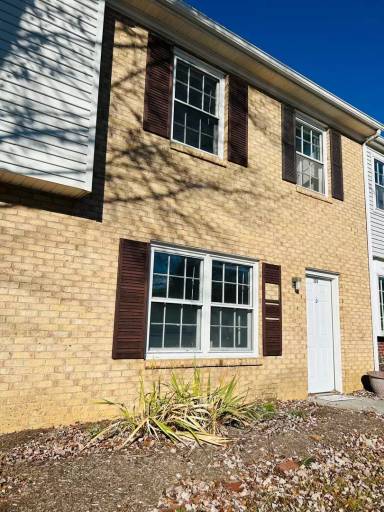 Main picture of 304 Broce Dr