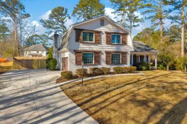 Main picture of 4217 Cove Ct NE