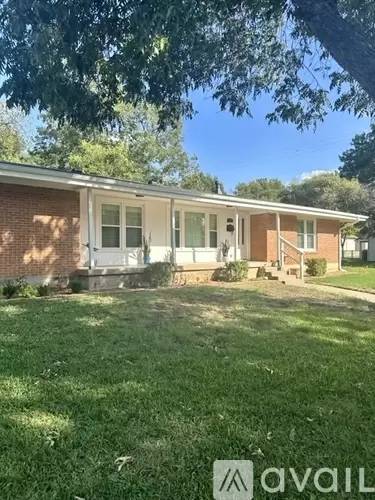 Main picture of 2900 Spruce Park Dr