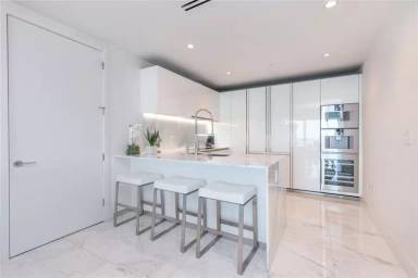 Main picture of 10203 Collins Ave