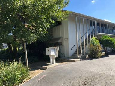 Main picture of 365 Saratoga Ave