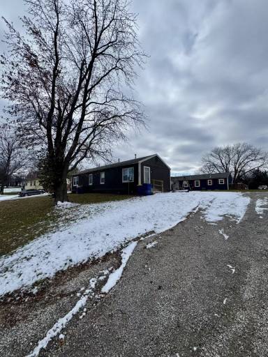 Main picture of 8210 Oak St