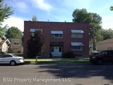 Main picture of 433 Maple St