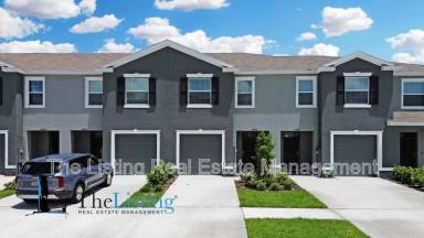 Main picture of 32963 Tulip Petal Ln