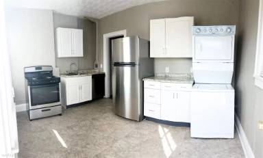 Main picture of 2210B Indianola Ave