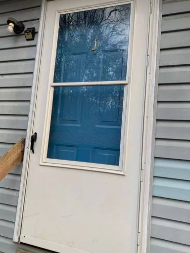 Main picture of 734 Ryan St