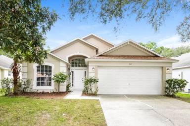Main picture of 92 Pine Forest Pl