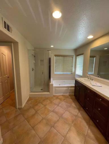 Main picture of 30004 Mickelson Way
