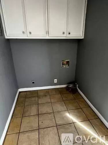 Main picture of 1915 41st St