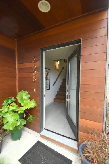 Main picture of 2608 23rd Ave W