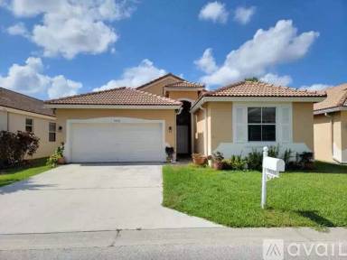 Main picture of 9556 Lago Dr