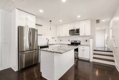 Main picture of 857-61 Wilson Ave
