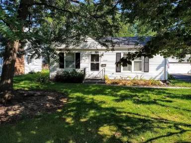Main picture of 7910 Division St