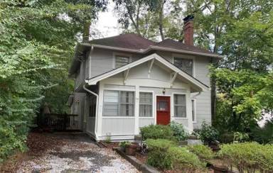 Main picture of 742 Charles Allen Dr NE