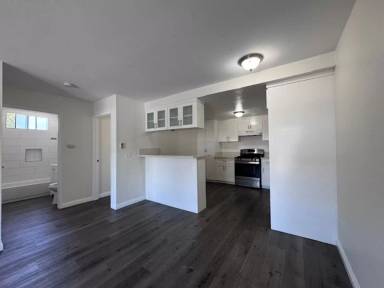 Main picture of 36 E Plymouth St