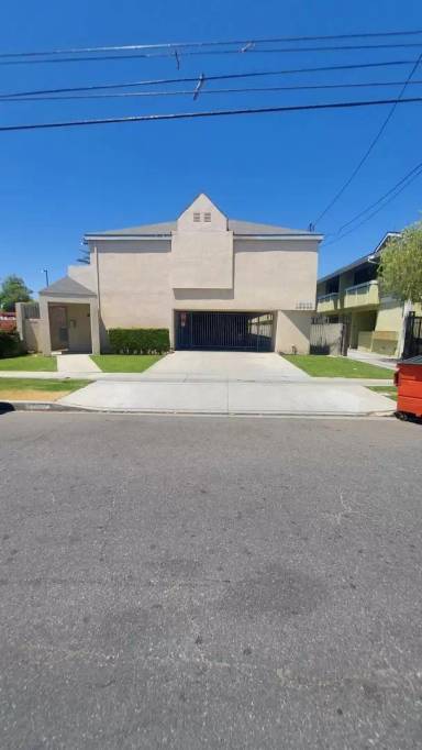 Main picture of 15303 S Raymond Ave