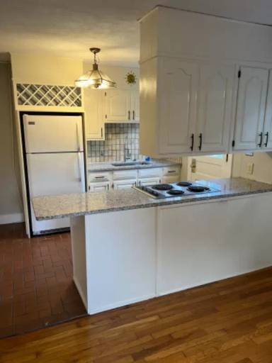 Main picture of 127 Kent Way