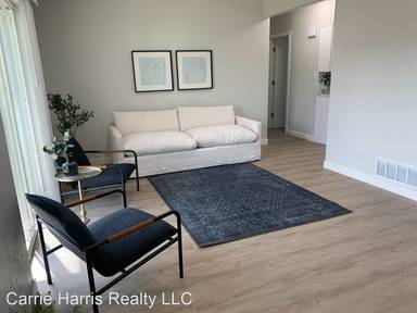 Main picture of White Pines Apartments