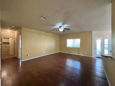 Main picture of 6806 Modesto Rd