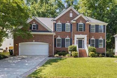 Main picture of 2425 Castleburg Dr