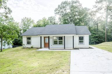 Main picture of 580 Peach Point Dr