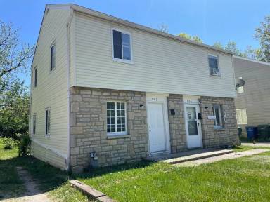 Main picture of 962 S Harris Ave