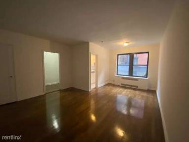 Main picture of 162 E 55th St