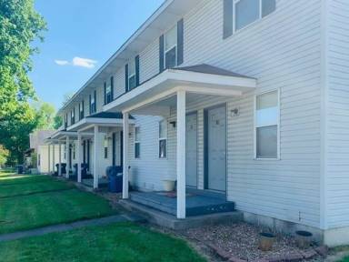 Main picture of 922 E Division St