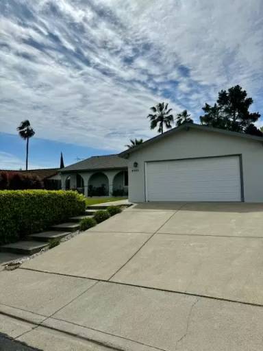 Main picture of 2354 Pinnacle Dr