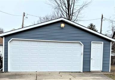 Main picture of 6222 W Fairmount Ave