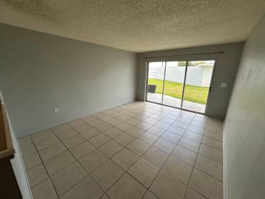 Main picture of 3704 Broadway