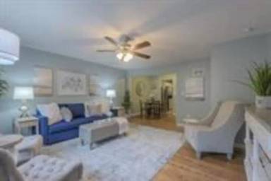 Main picture of 4110 Clark Ave