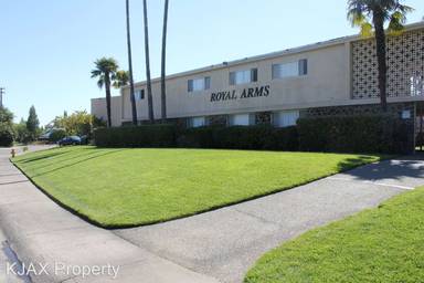 Main picture of Royal Arms Apartments