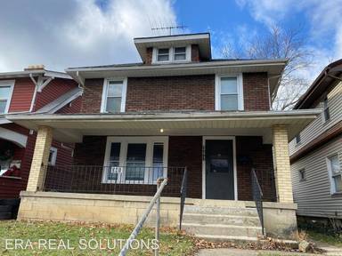Main picture of 341 S Burgess Ave