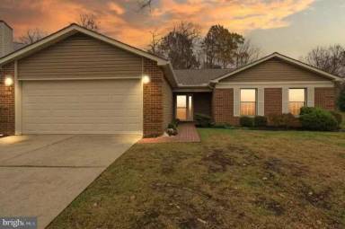 Main picture of 2705 Coxswain Pl