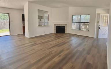 Main picture of 8439 Forest Ridge Dr