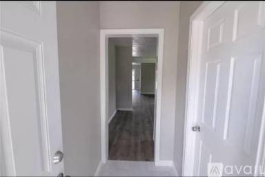 Main picture of 200 W James St