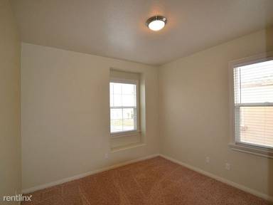 Main picture of 4200 Vahan Ct