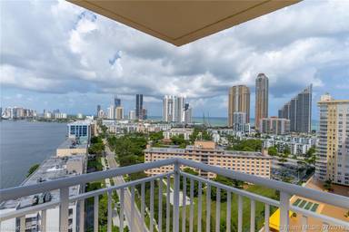 Main picture of Winston Towers 200