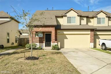 Main picture of 12411 King Olaf Dr