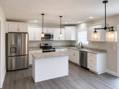 Main picture of 1605 Peppermill Ln