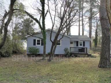 Main picture of 9756 Graham Dr NE