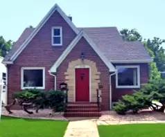 Main picture of 608 S College Ave