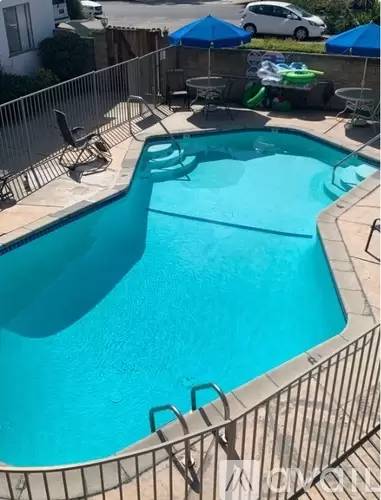 Main picture of 12121 La Maida St